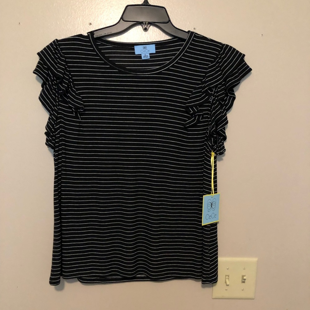 NWT CeCe short sleeve B/W striped top XL.